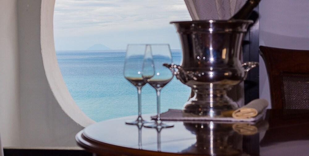 Hotel Ristorante Le Clarisse Amantea Exteriér fotografie