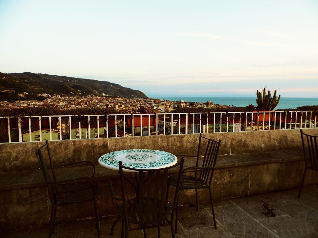 Hotel Ristorante Le Clarisse Amantea Exteriér fotografie